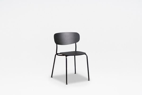 Splot plywood chair